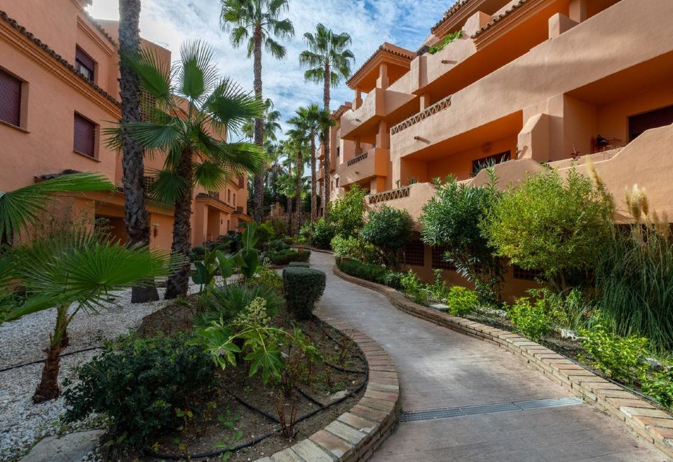 Hotel Royal Suites Marbella, Exterior, Garden