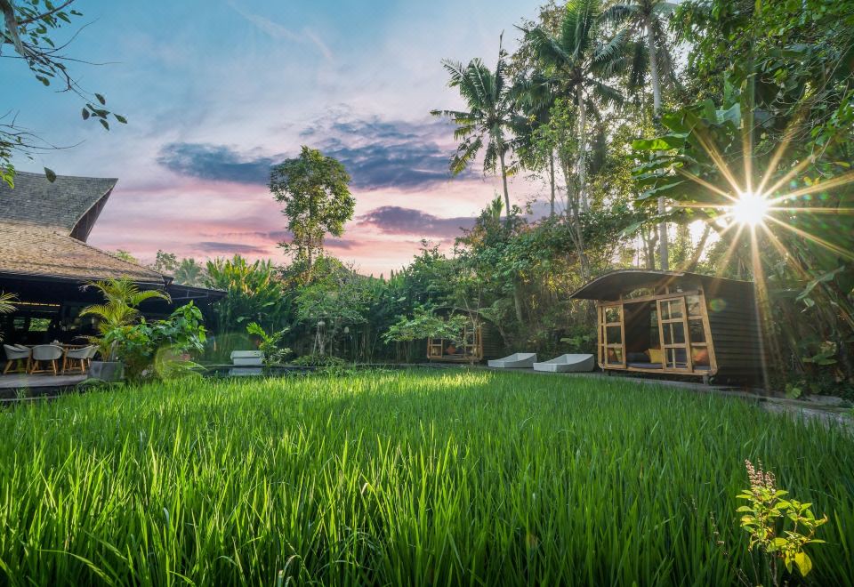 Hotel Surya Kembar Villa Bali, Exterior, Garden
