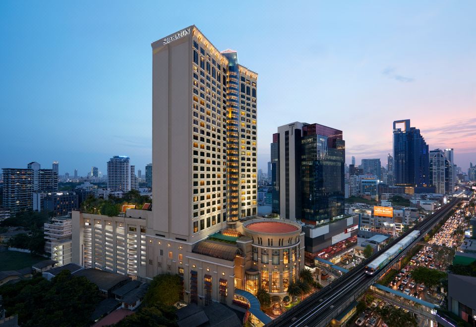 Hotel Sheraton Grande Sukhumvit, a Luxury Collection Hotel, Bangkok, Exterior, Hotel Exterior