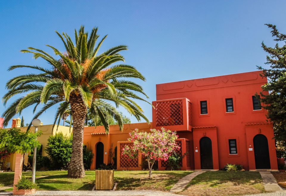 Hotel Colina Village, Exterior, Hotel Exterior
