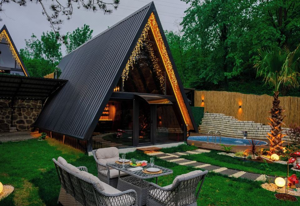 Hotel Sapanca Pine Life, Exterior, Garden