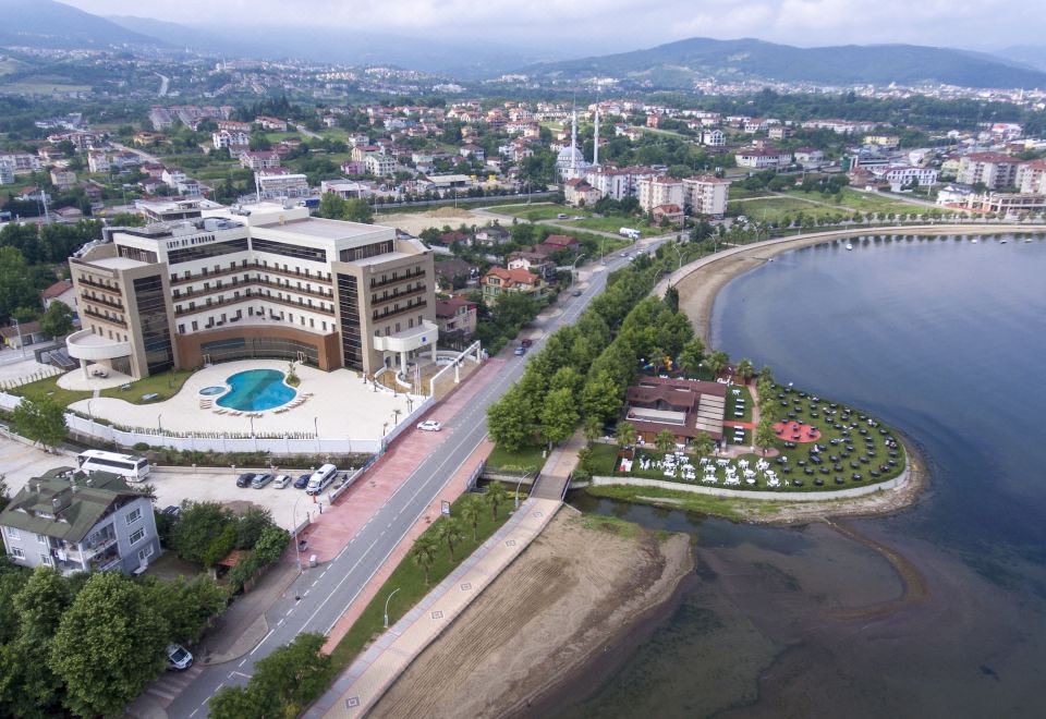 Hotel Tryp by Wyndham Izmit, Exterior, Hotel Exterior