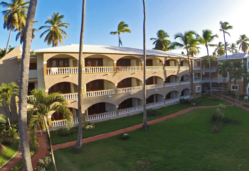 Hotel Cortecito Inn Bavaro, Exterior, Hotel Exterior