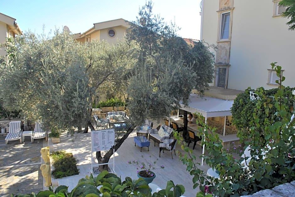 Hotel Dionysia, Exterior, Garden