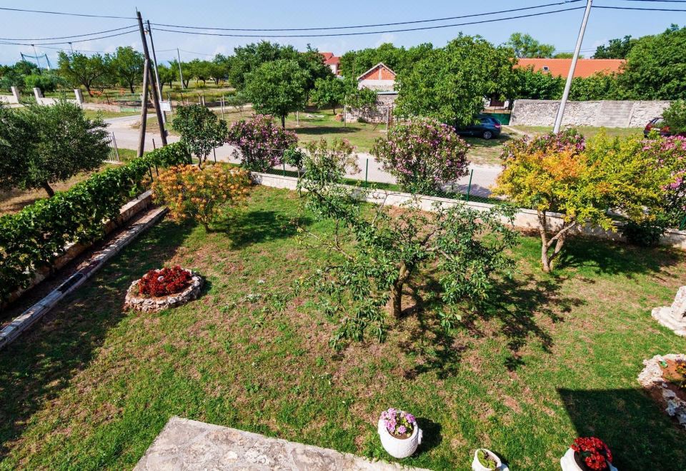 Hotel Villa Chervil Zadarvillas, Exterior, Garden