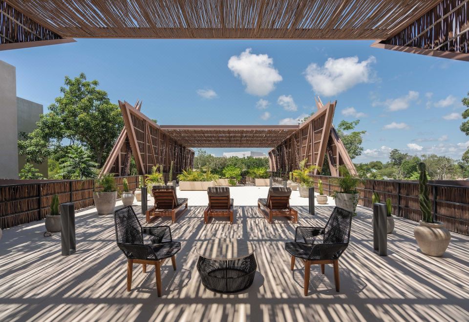 Hotel Extraordinary Penthouse, Private Rooftop and Pool, Capacity for 9 Guests, Exterior, Extérieur de l'hôtel