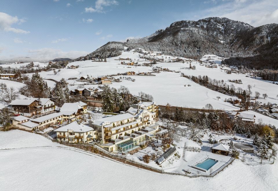Hotel Mirabell Alpine Garden Resort & Spa, Exterior, Hotel Exterior