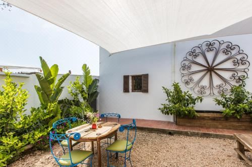 Hotel Can Rosa Ibiza, Private Pool, 10 Minutes from the Beach, Exterior, Garden
