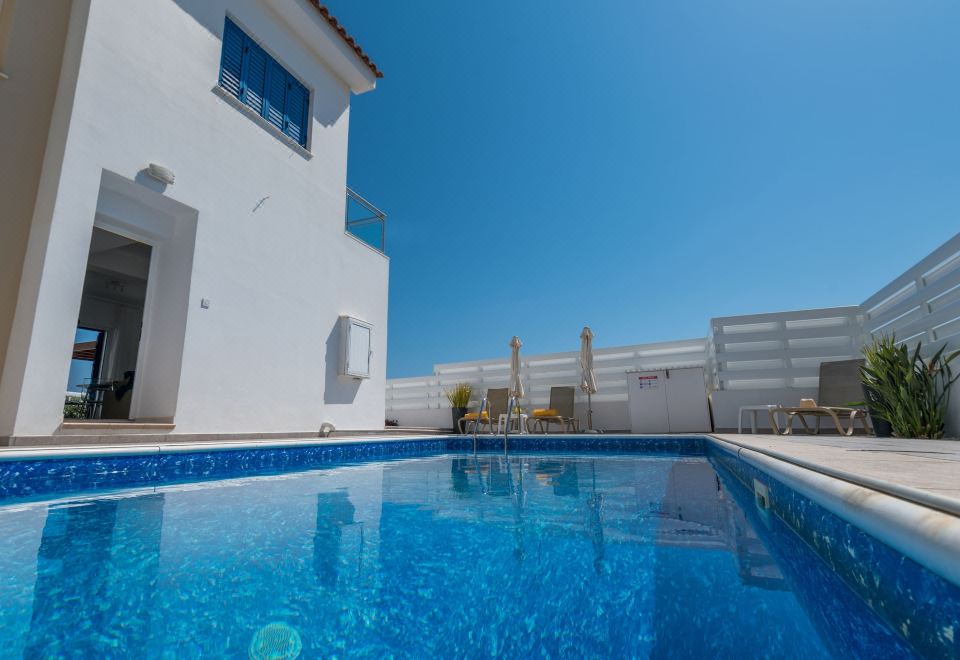 Hotel Narcissos Bay View Villa, Leisure & Recreation, Outdoor Swimming Pool