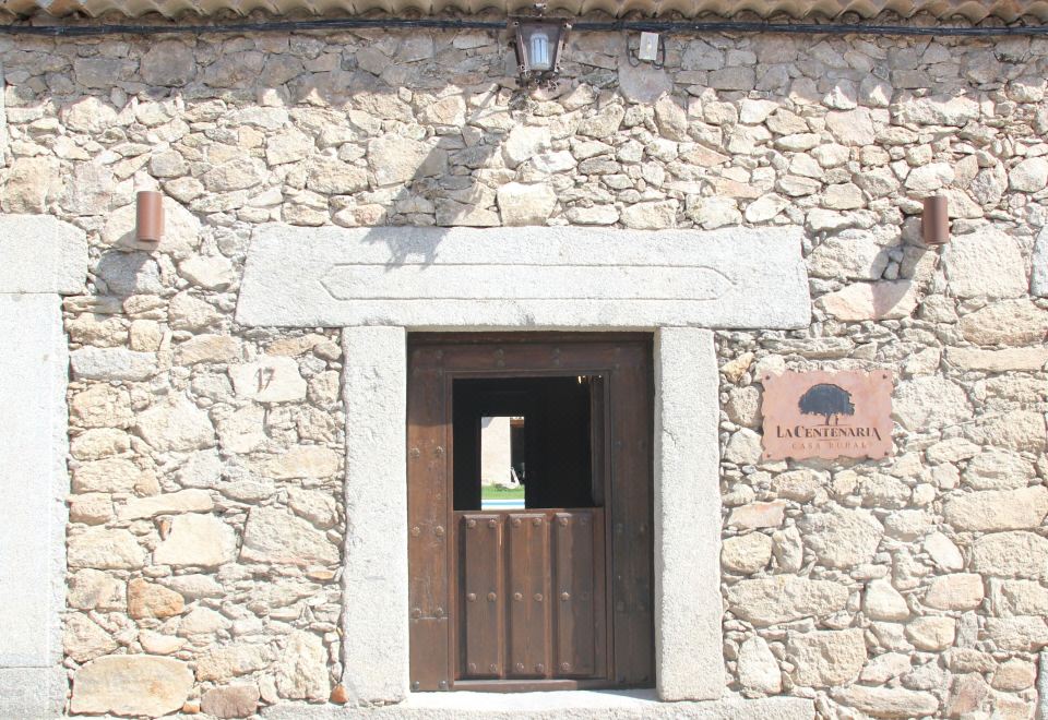 Hotel Casa Rural la Centenaria de Alaraz, Exterior, Hotel Exterior