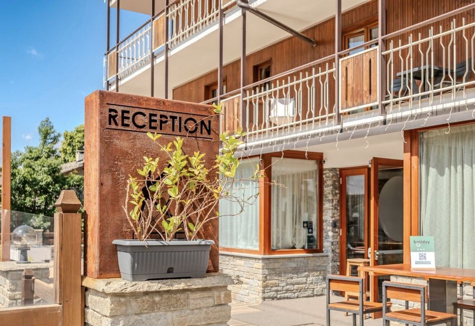 Hotel Hotiday Room Collection - Sauze Assietta, Exterior, Hotel Exterior
