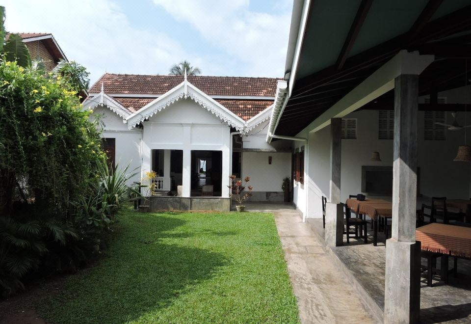 Hotel Curry Bowl Restaurant & Turtles Rest, Exterior, Hotel Exterior