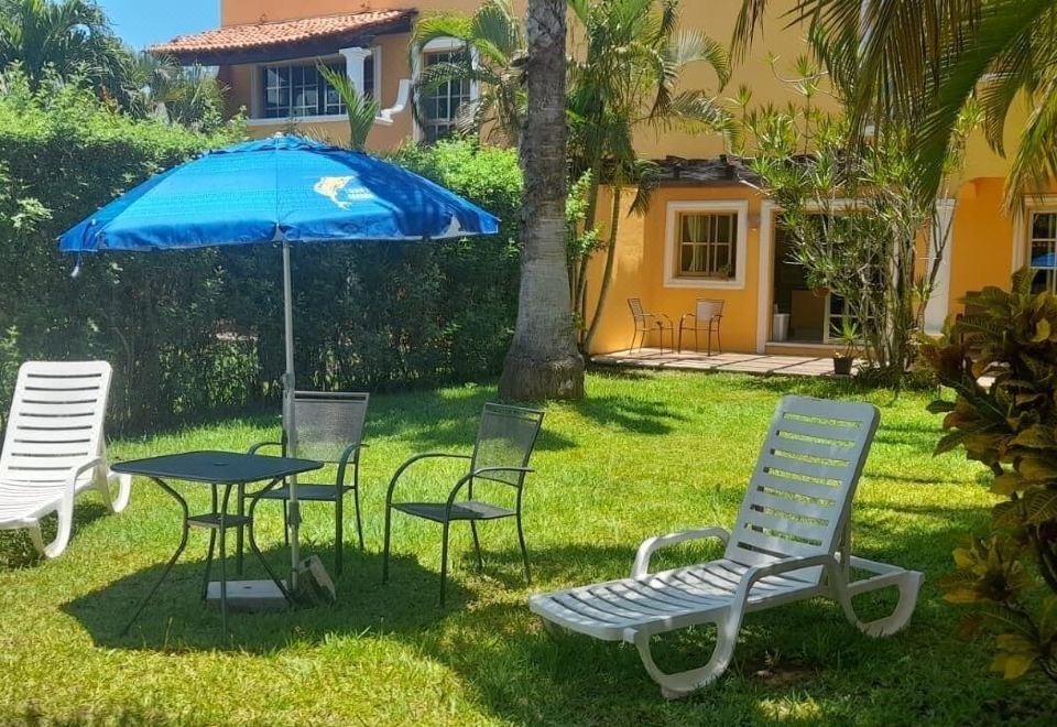 Hotel La Maison Bleue, Exterior, Hotel Exterior