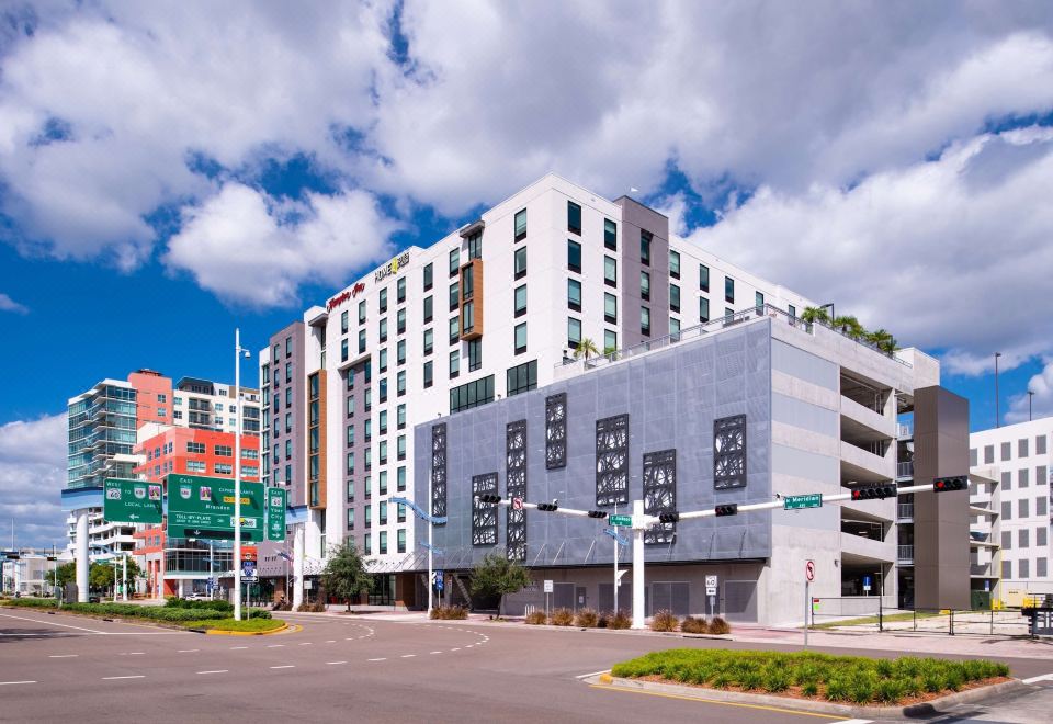 Hotel Hampton Inn Tampa Downtown Channel District, FL, Exterior, Hotel Exterior