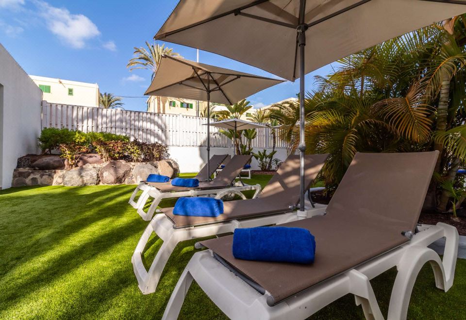 Hotel Akeah Broncemar, Exterior, Garden