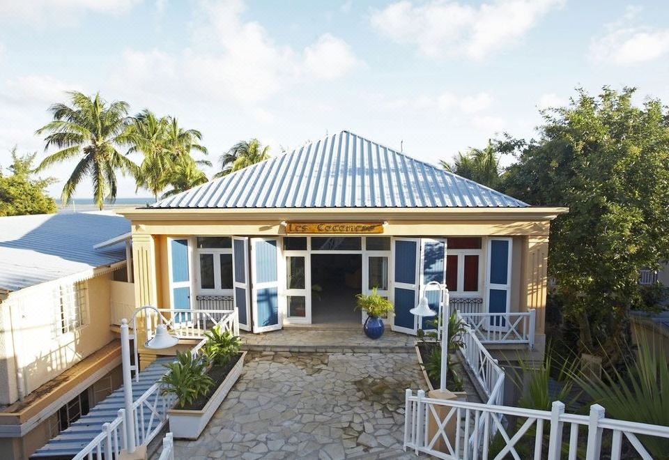 Hotel Cocotiers Hotel - Rodrigues, Exterior, Hotel Exterior