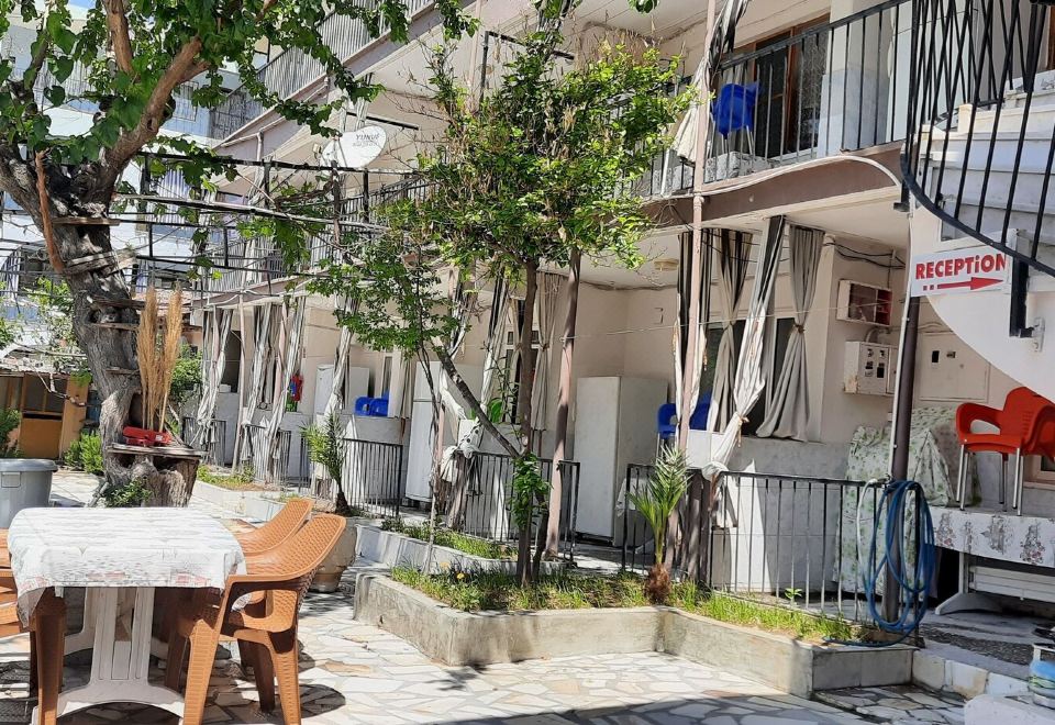 Hotel Pamukkale Batu Termal, Exterior, Garden