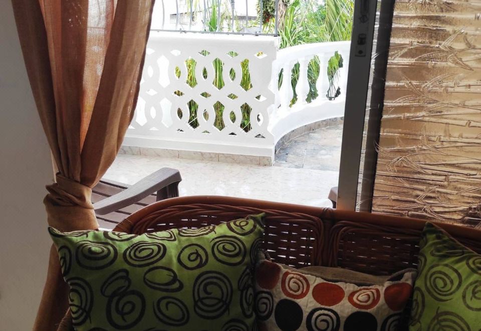 Hotel Bay View Apt Quiet Area Weekly - Monthly, Public Areas, Public Areas
