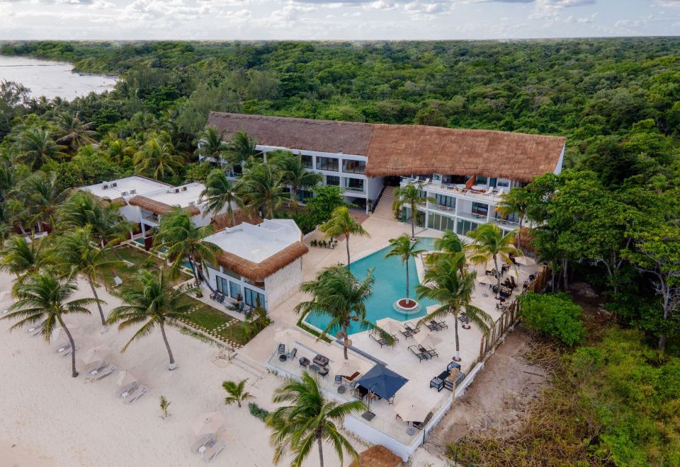 Hotel The Beachfront by The Fives Hotels Á la Carte - Adults Only, Exterior, Außenbereich des Hotels