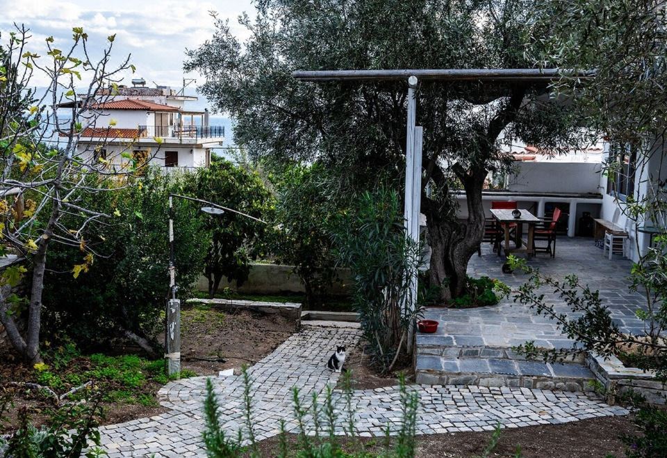 Hotel Maison de Yaya at Heraion Lagoon, Exterior, Garden