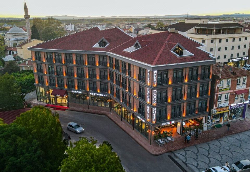 Hotel WestDoor Hotel, Exterior, Hotel Exterior