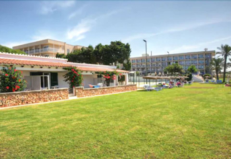 Hotel Minura Sur Menorca & Waterpark, Exterior, Garden