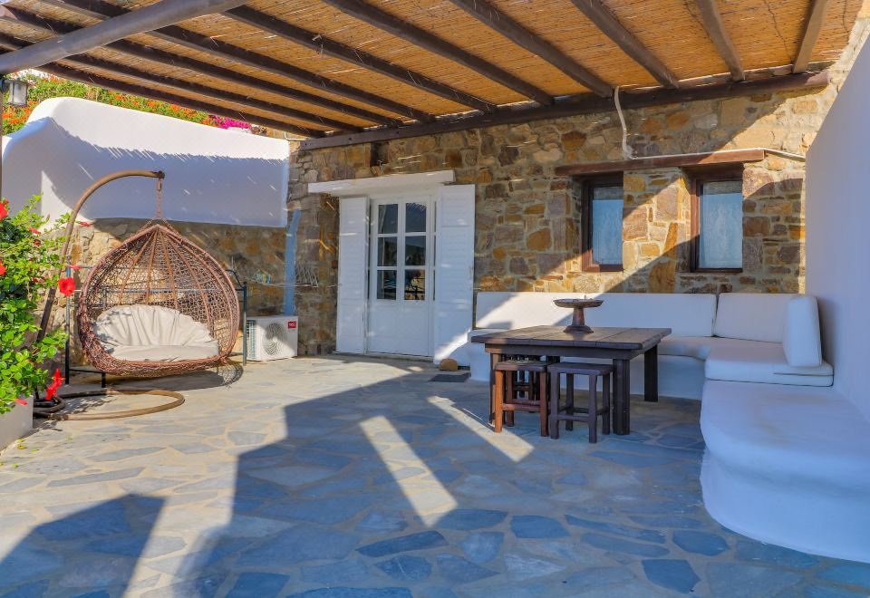 Hotel Seablue Villas, Exterior, Garden