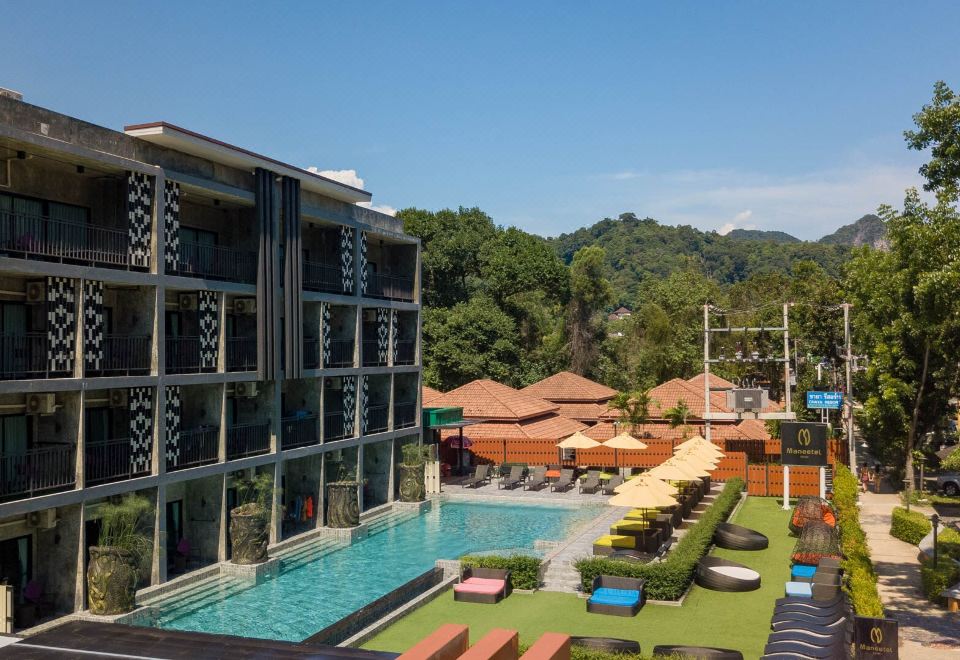 Hotel Maneetel Krabi Beachfront, Exterior, Esterno dell'hotel