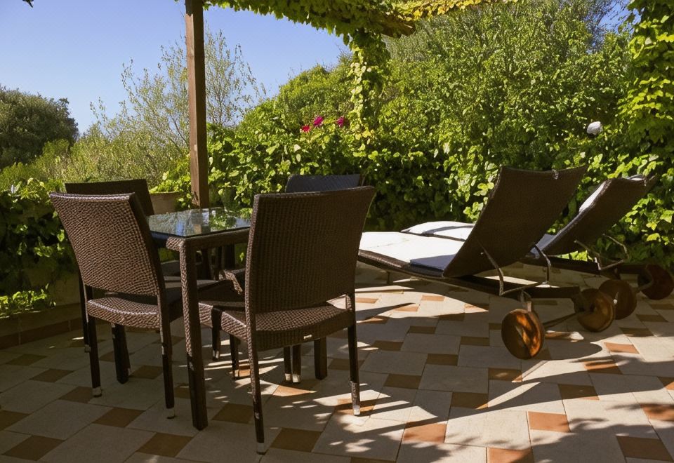 Hotel Costa Dorada, Exterior, Garden