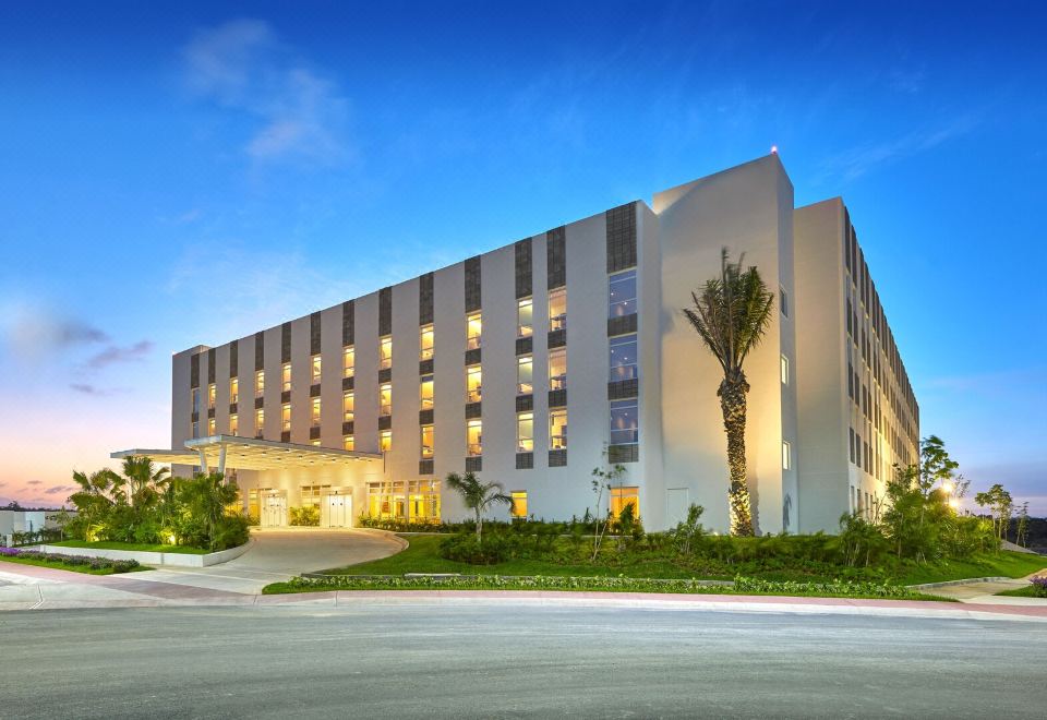 Hotel City Express Suites by Marriott Cancún Aeropuerto Riviera, Exterior, Hotel Exterior