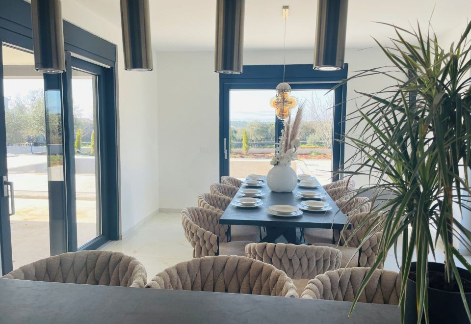 Hotel Luxury Villa Podversie with pool, Dining, Restaurant