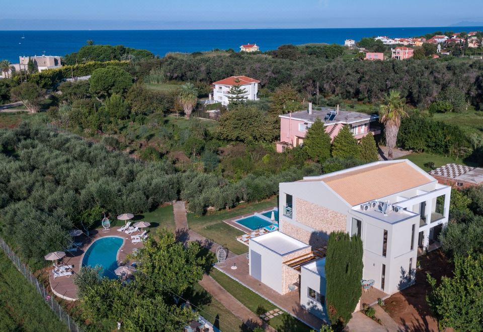 Hotel Alonaki Resort, Exterior, Hotel Exterior