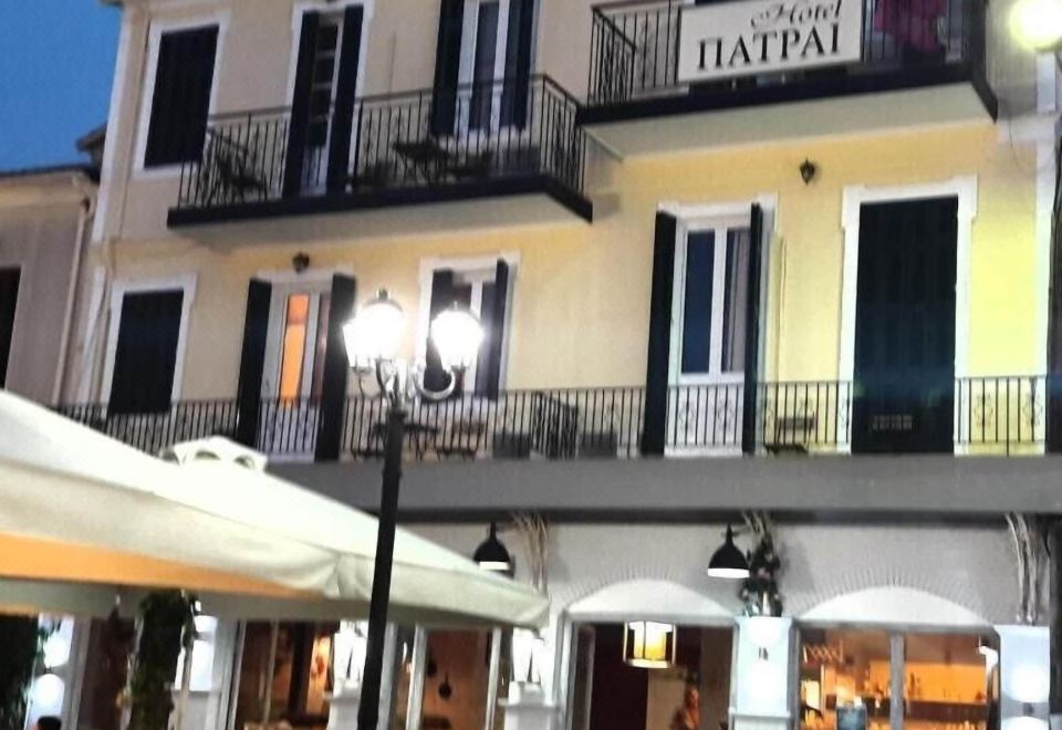 Hotel Patrai, Dining, Restaurant