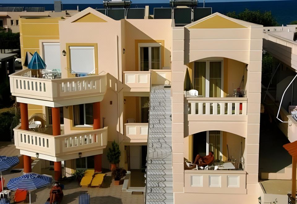 Hotel Artemis Apartments, Exterior, Hotel Exterior