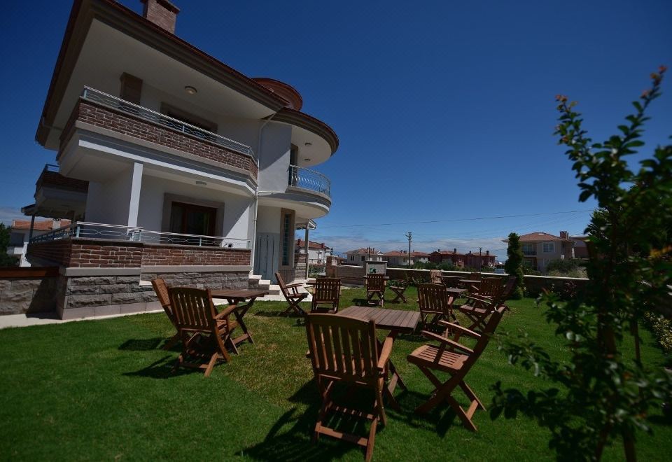 Hotel Cunda Rooms, Exterior, Garden