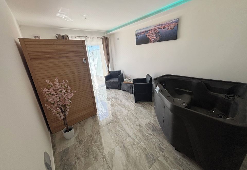 Hotel Alight Sauna and SPA Penthouse, Leisure & Recreation, Hot spring/Public bath