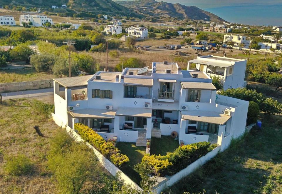Hotel To Pithari, Exterior, Hotel Exterior