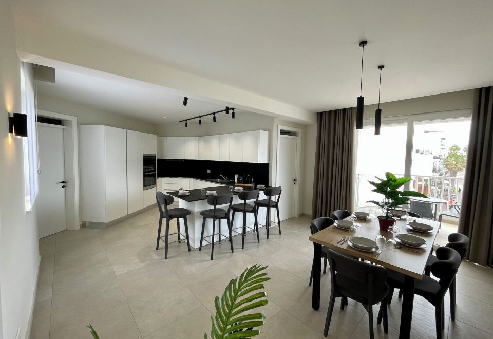 Hotel Bugibba Square Seafront Lux Apartments by Holi, Dining, Restaurant