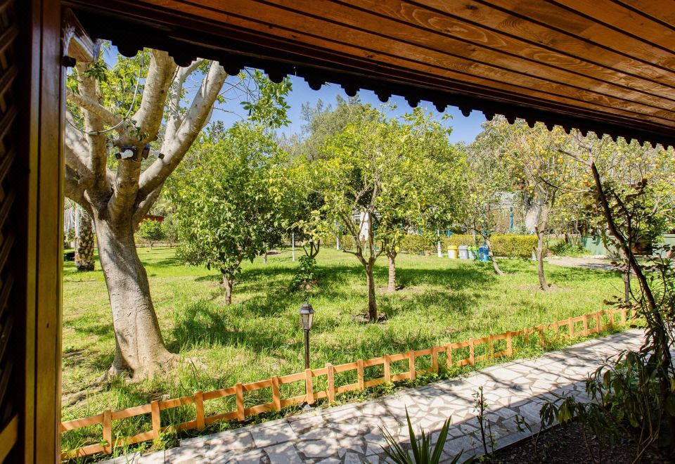 Hotel Keyif Pension & Aparts, Exterior, Garden