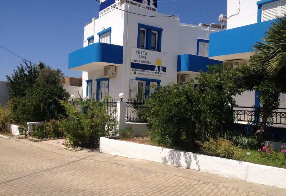 Hotel Spacious Apartment, Garden View & Partial Seaview., Exterior, Hotel Exterior