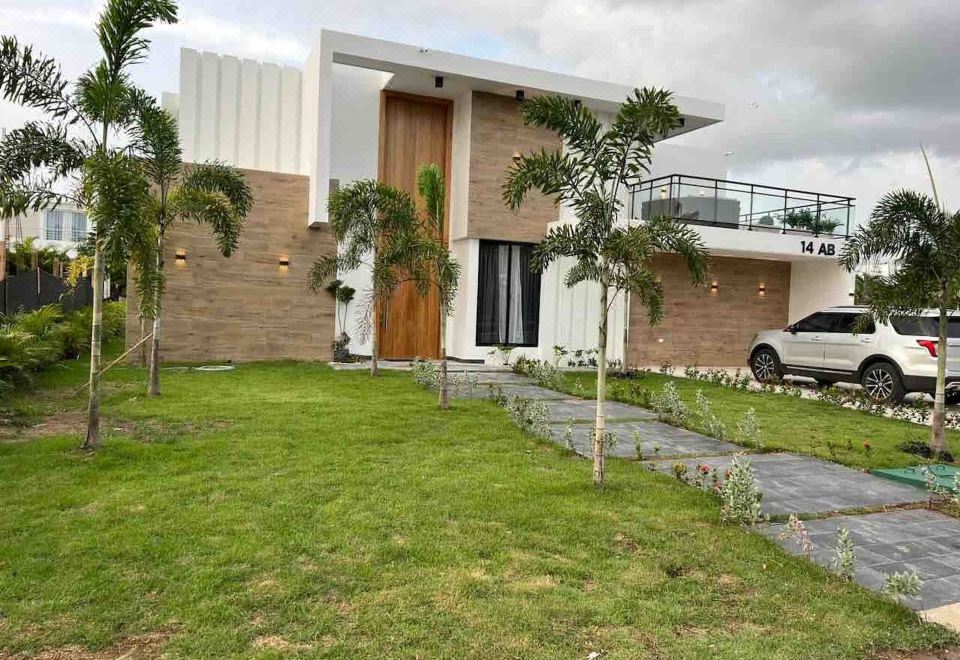 Hotel Elegant, Modern Style Villa in Playa Nueva Romana2, Exterior, Garden