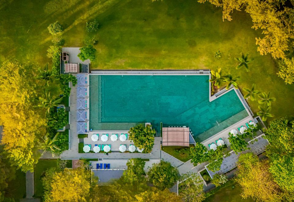 Hotel Dusit Thani Krabi Beach Resort, Exterior, Garden