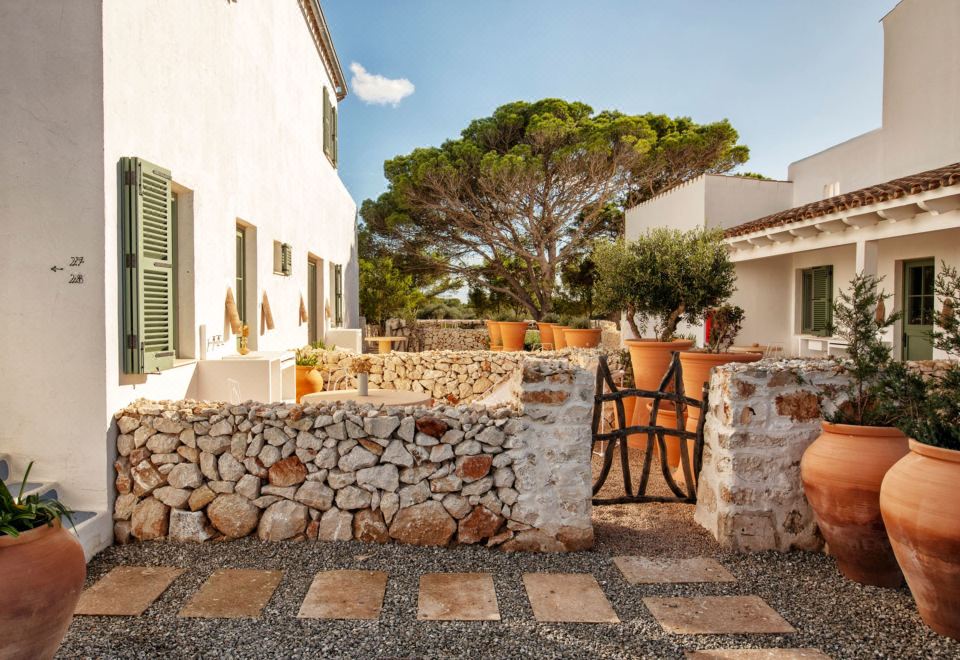 Hotel Menorca Experimental, Exterior, Garden