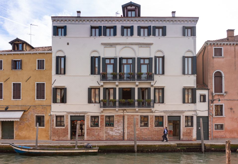 Hotel Ca' Bonfadini Historic Experience, Exterior, Hotel Exterior