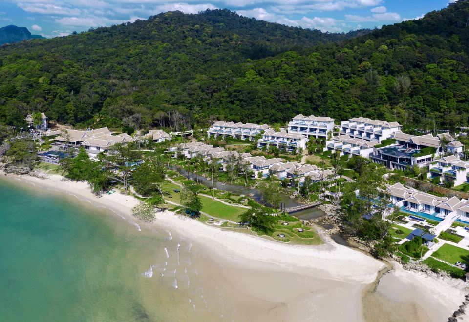 Hotel Banyan Tree Krabi, Exterior, Hotel Exterior