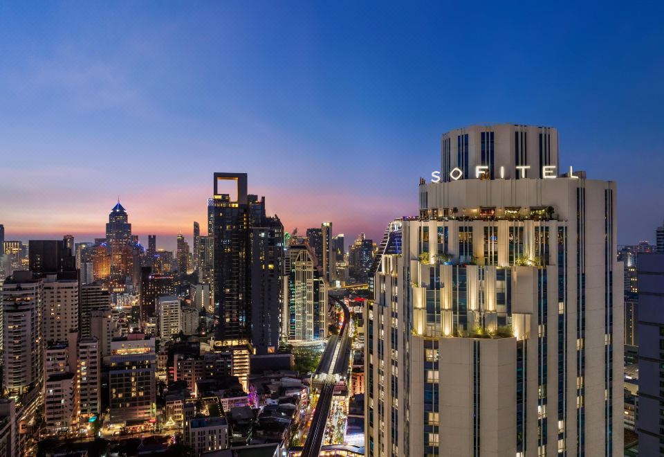 Hotel Sofitel Bangkok Sukhumvit, Exterior, Hotel Exterior