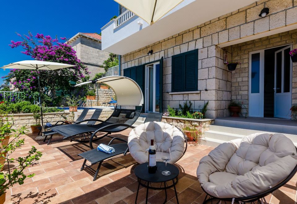 Hotel Villa Adrian, Exterior, Hotel Exterior
