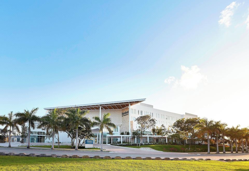 Hotel Fairfield Inn & Suites Cancun Airport, Exterior, Hotel Exterior
