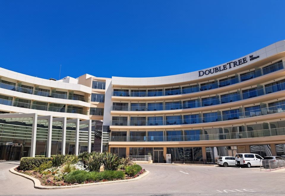 Hotel DoubleTree by Hilton Malta, Exterior, Hotel Exterior