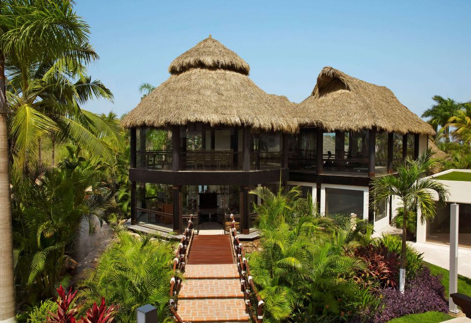 Hotel Krystal Grand Nuevo Vallarta, Exterior, Hotel Exterior